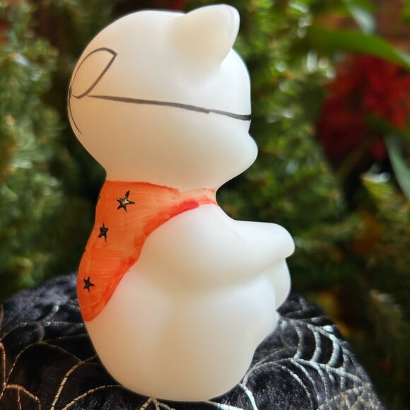 RARE Fenton Signed and Hand Painted Masked Halloween “BOO!” Bear (MINT) - Picture 2 of 10